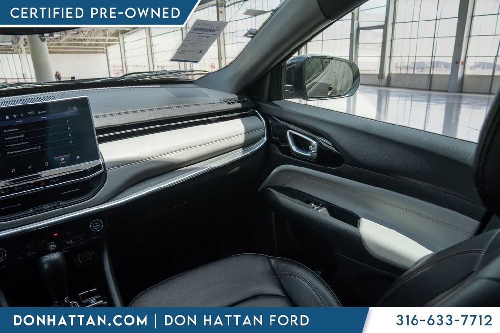 Used 2024 Jeep Compass Limited AWD/4WD image 14