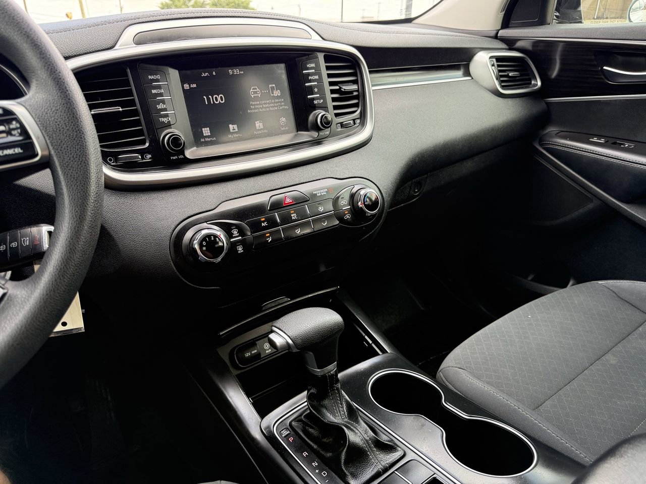Used 2019 Kia Sorento L FWD image 16