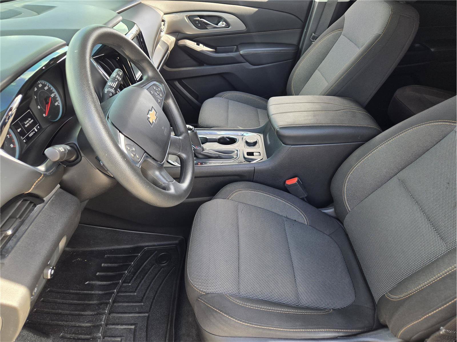 Used 2018 Chevrolet Traverse LS FWD image 12