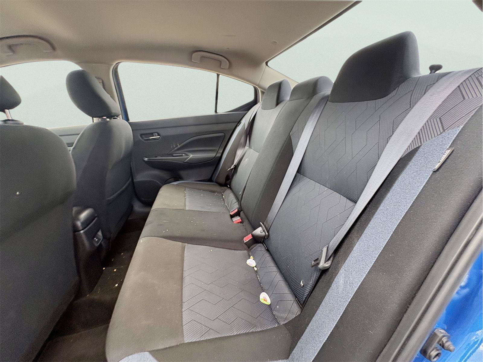 Used 2024 Nissan Versa SV FWD image 9