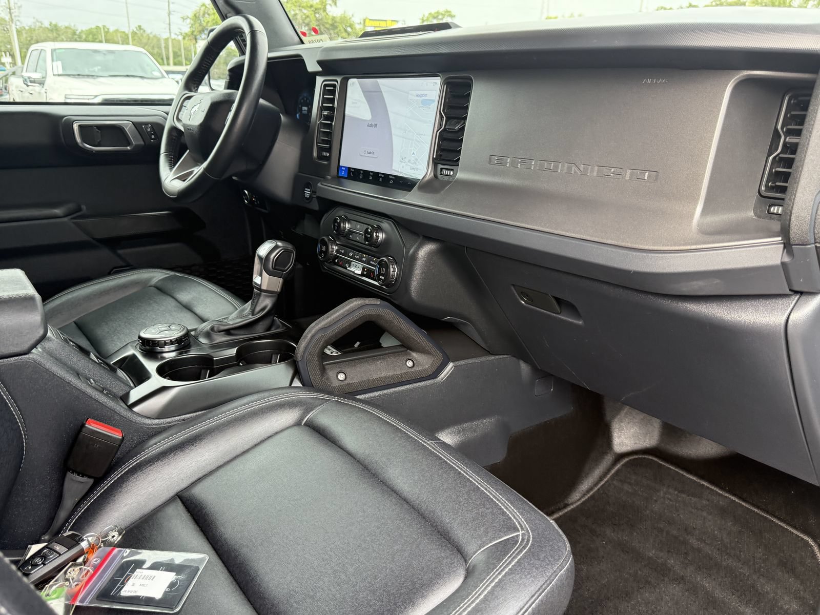 Certified 2025 Ford Bronco Badlands AWD/4WD image 15