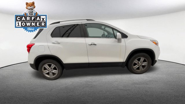 Used 2019 Chevrolet Trax LT w/ LT Convenience Package AWD/4WD image 10