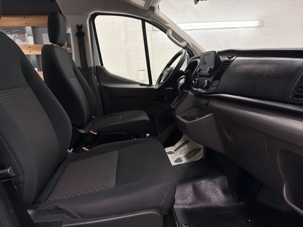 Certified 2025 Ford Transit 250 Low Roof w/ Exterior Upgrade Package RWD image 31