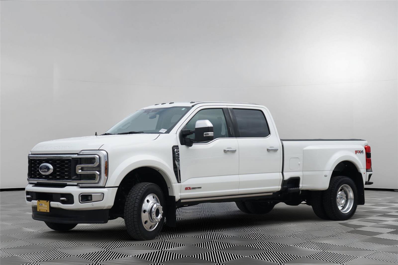 Certified 2024 Ford F450 Limited w/ FX4 Off-Road Package AWD/4WD image 8