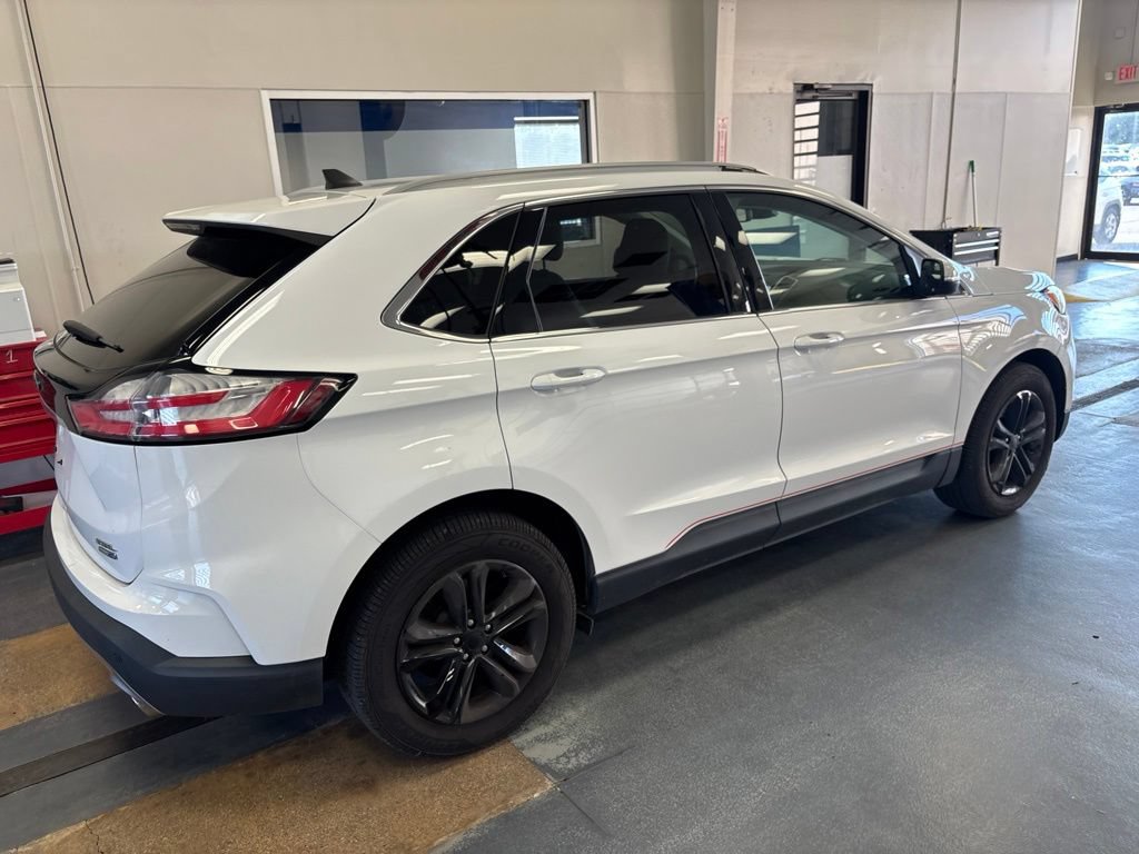 Certified 2020 Ford Edge SEL w/ Convenience Package AWD/4WD image 8