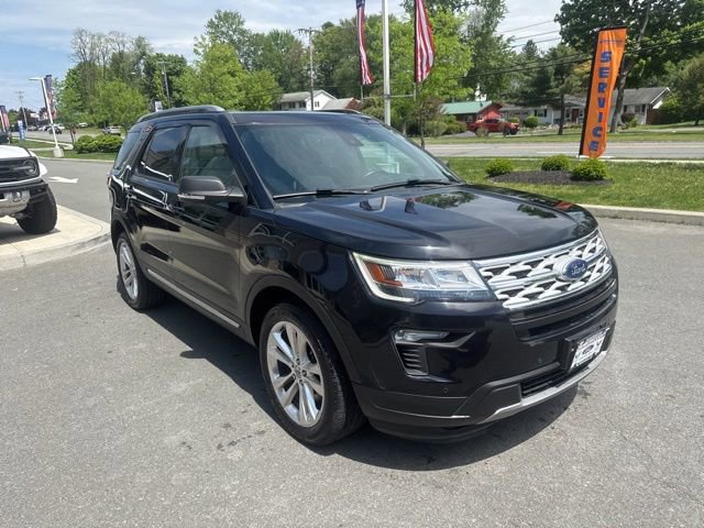 Certified 2019 Ford Explorer XLT w/ Equipment Group 202A AWD/4WD image 4