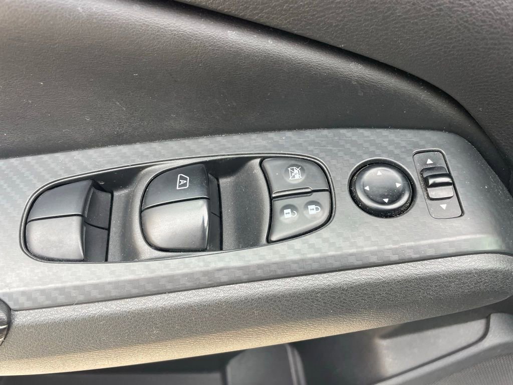 Used 2024 Nissan Altima 2.5 SV image 20