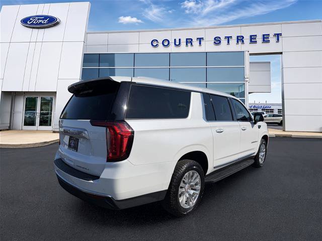 Used 2024 GMC Yukon XL Denali AWD/4WD image 6