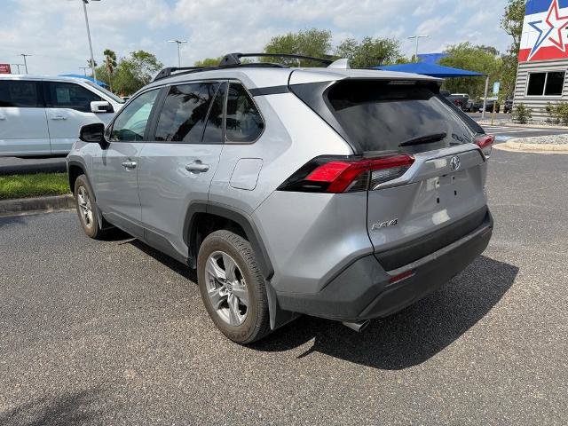 Used 2025 Toyota RAV4 XLE AWD/4WD image 4