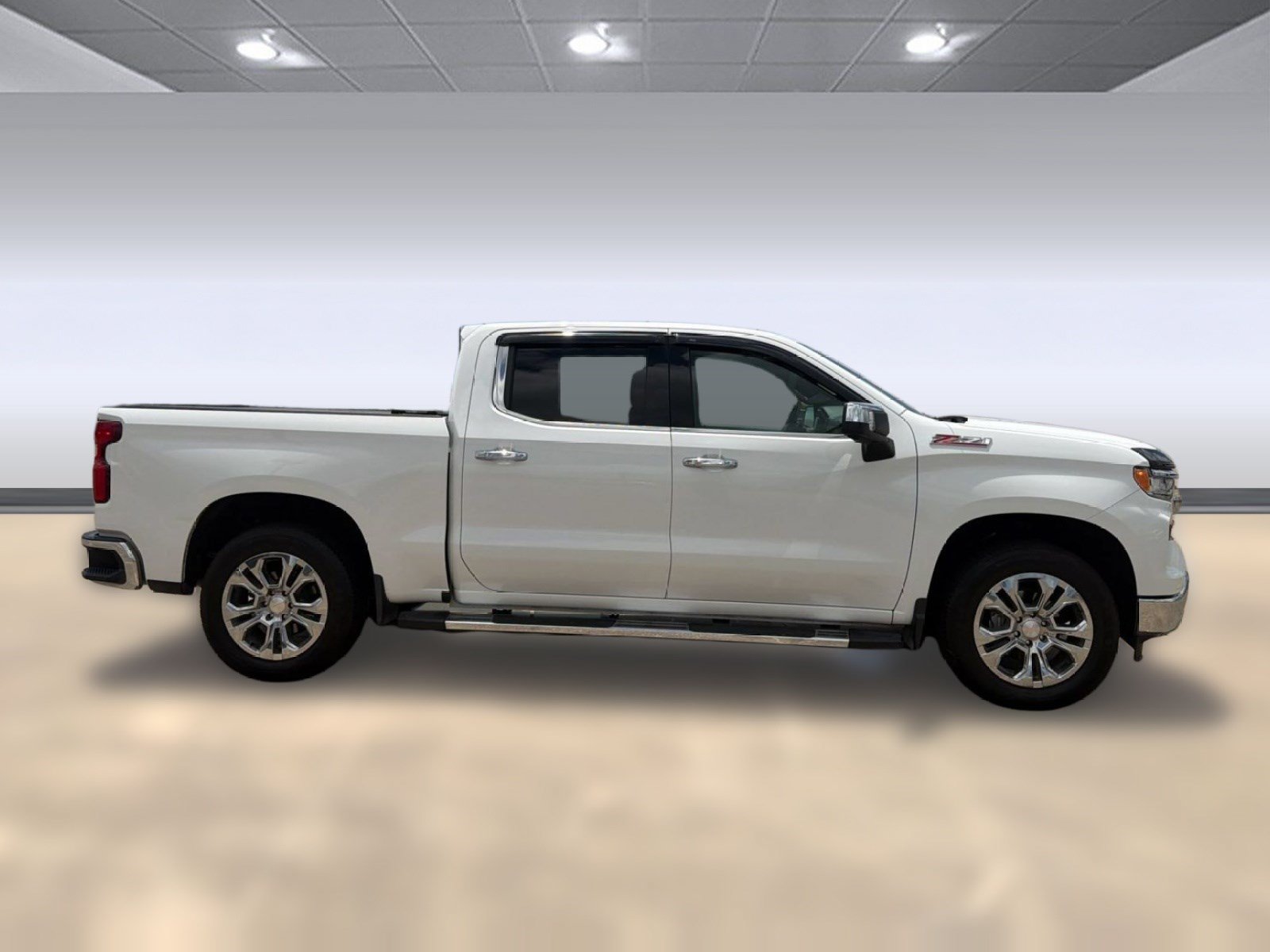 Used 2025 Chevrolet Silverado 1500 LTZ AWD/4WD image 8