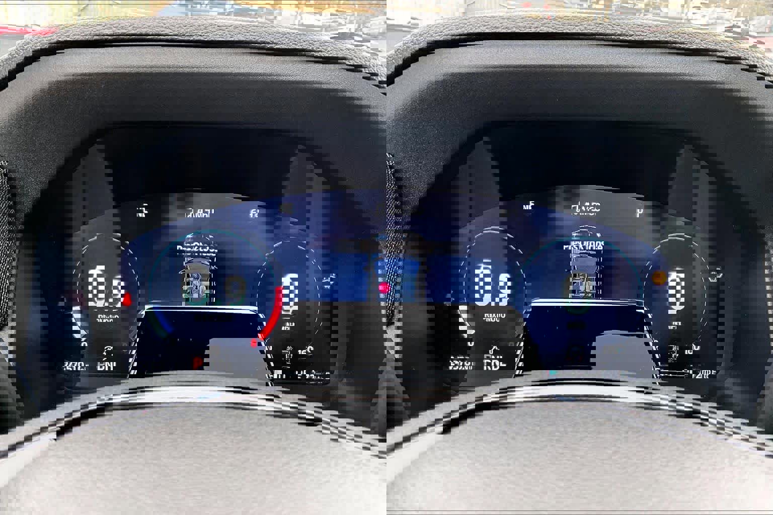 Certified 2025 Ford Explorer ST-Line w/ Premium Package image 27