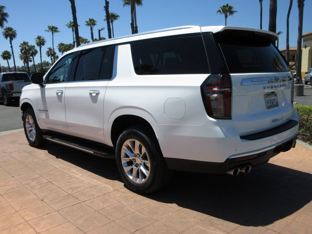 Used 2023 Chevrolet Suburban Premier AWD/4WD image 2