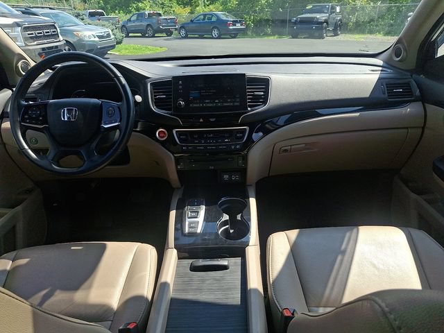 Used 2021 Honda Pilot Touring image 18