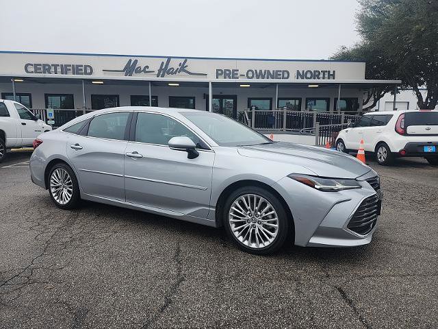 Used 2020 Toyota Avalon Limited image 1