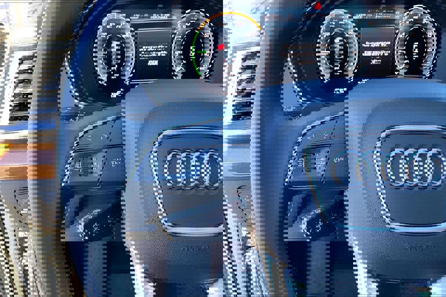 Used 2024 Audi Q5 e Premium Plus image 23