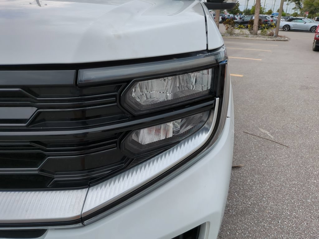 Certified 2025 Ford Expedition Platinum AWD/4WD image 11