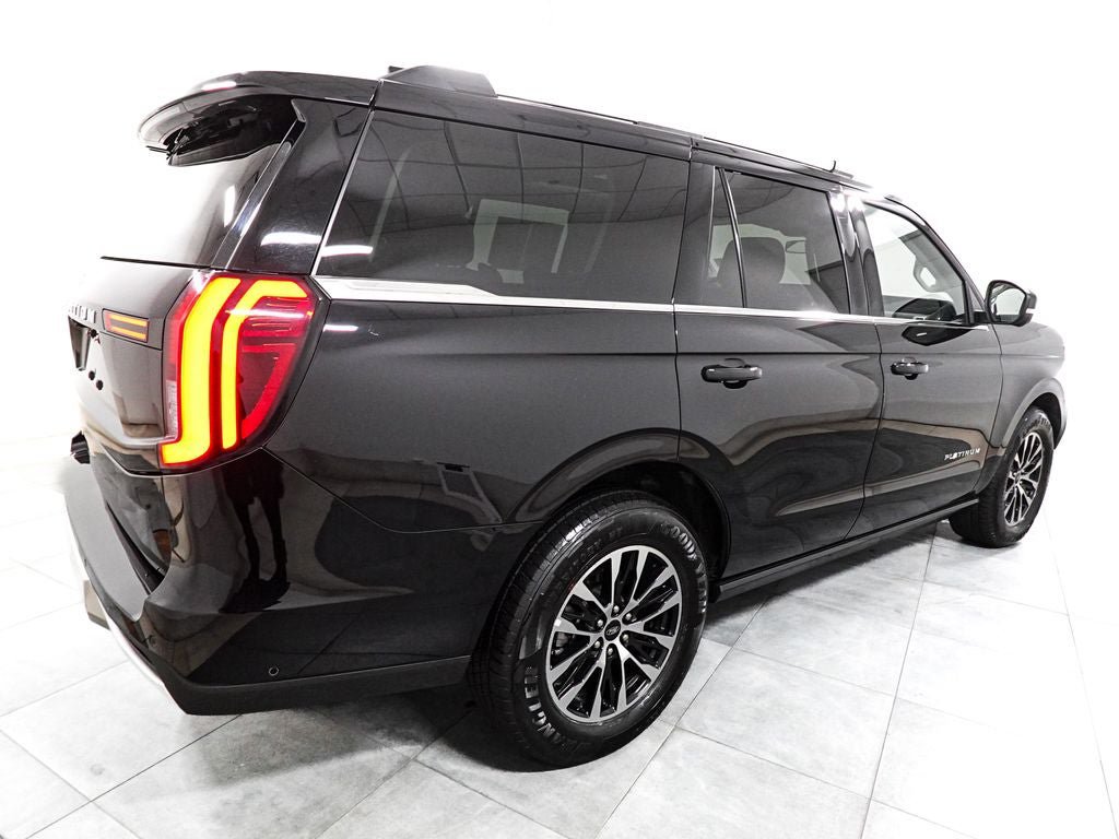 Certified 2025 Ford Expedition Platinum AWD/4WD image 7