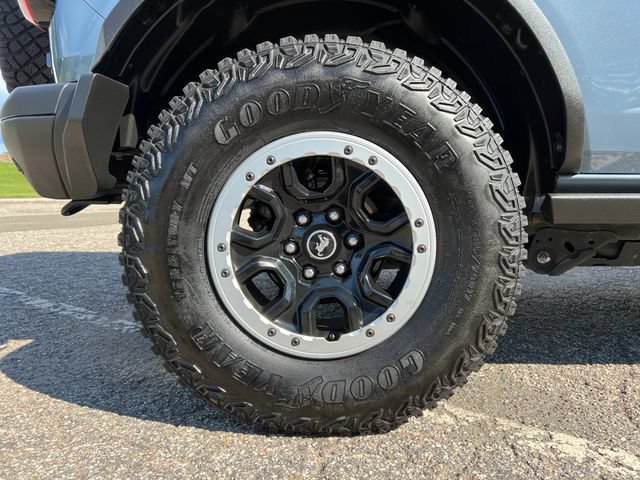Certified 2023 Ford Bronco Badlands w/ Sasquatch Package AWD/4WD image 14