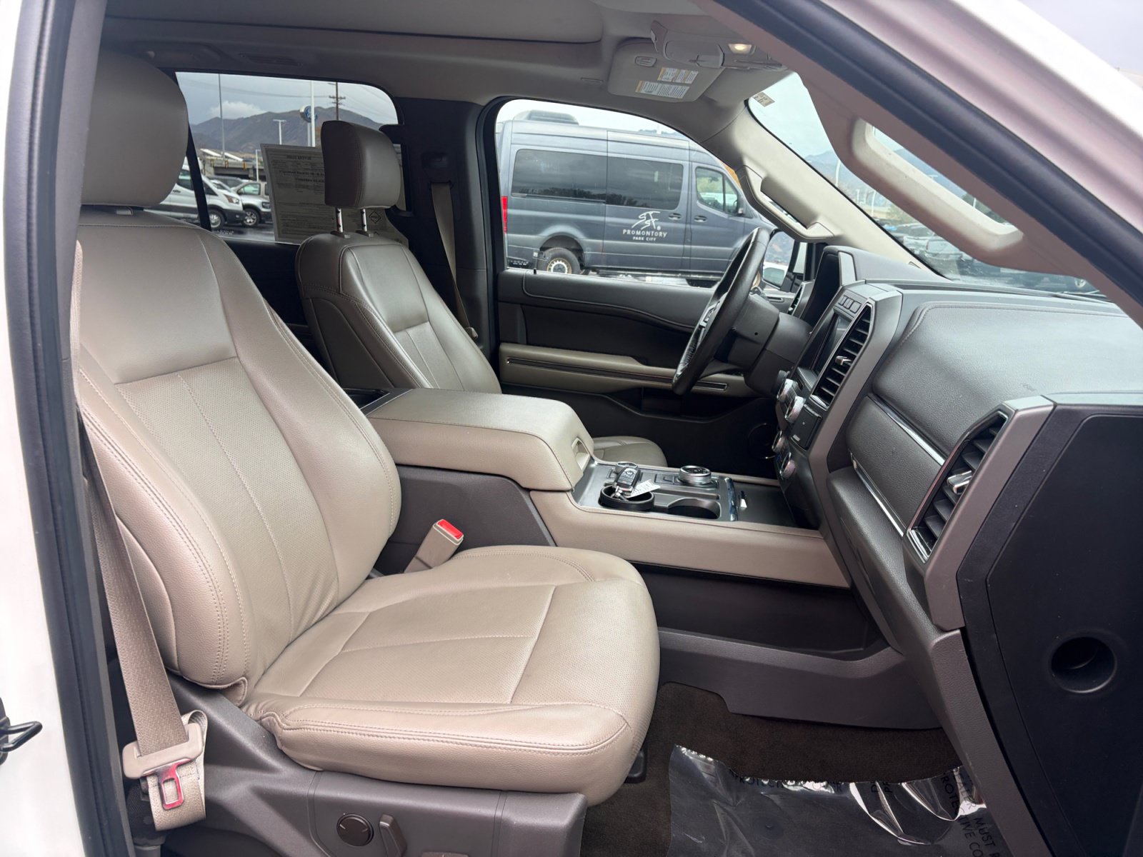 Certified 2020 Ford Expedition Max XLT w/ Equipment Group 202A AWD/4WD image 31