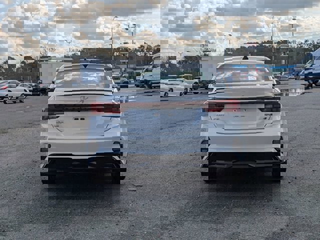 Used 2024 Kia Forte GT-Line w/ GT-Line Premium Package image 5