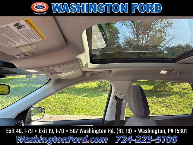Certified 2022 Ford Escape SE w/ Convenience Package AWD/4WD image 15