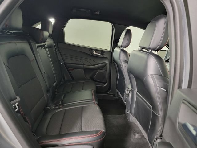 Certified 2024 Ford Escape ST-Line w/ Tech Pack #1 AWD/4WD image 18