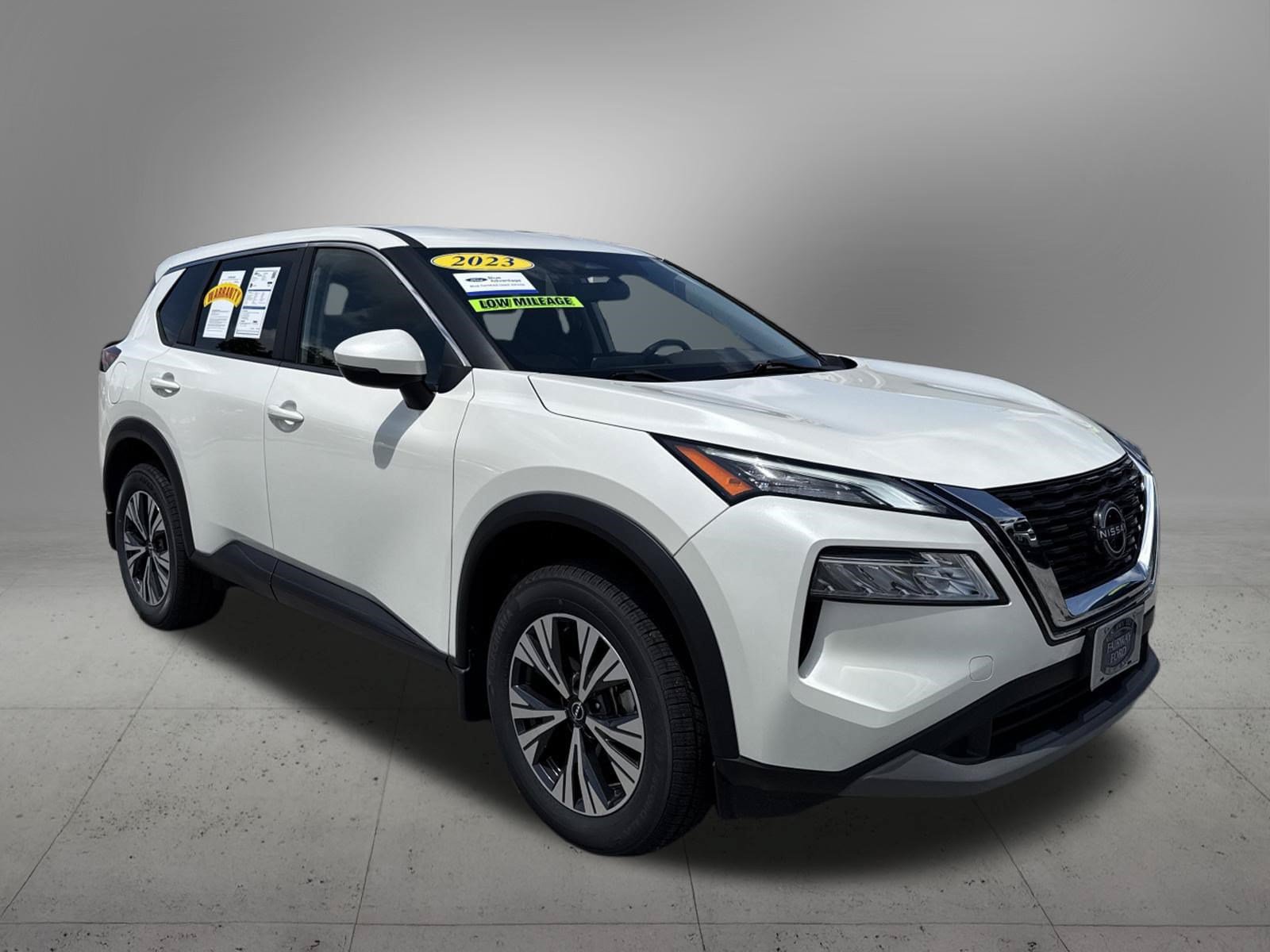 Used 2023 Nissan Rogue SV AWD/4WD image 6
