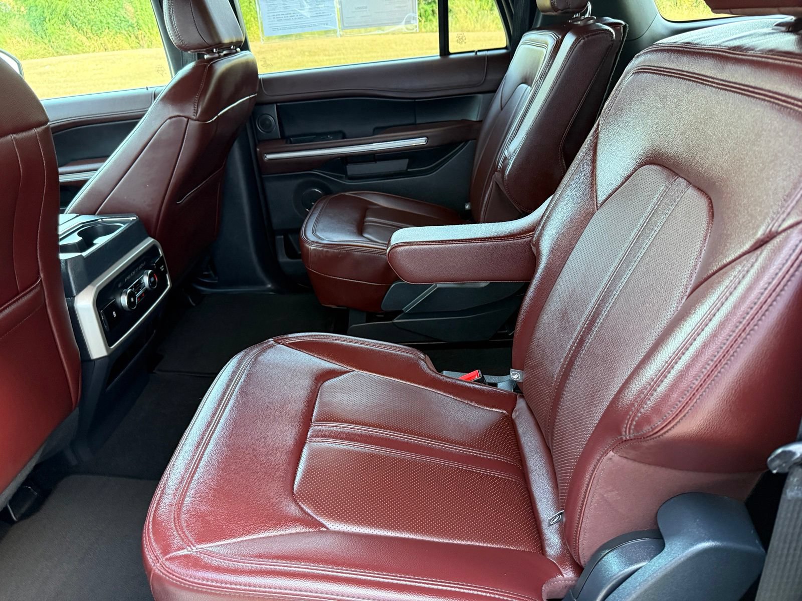 Certified 2024 Ford Expedition Max Limited AWD/4WD image 19