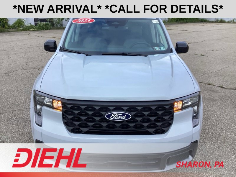 Certified 2025 Ford Maverick XLT w/ XLT Luxury Package AWD/4WD image 3