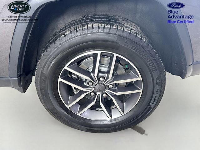 Used 2021 Jeep Grand Cherokee Limited image 33