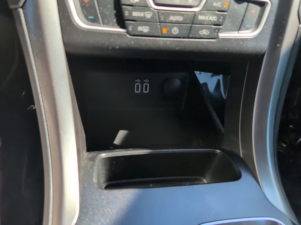 Certified 2020 Ford Fusion SE image 19
