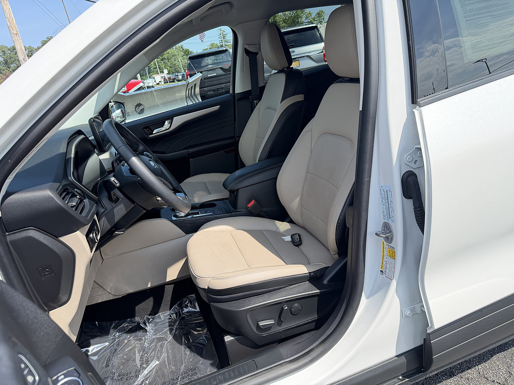 Certified 2022 Ford Escape SEL AWD/4WD image 14