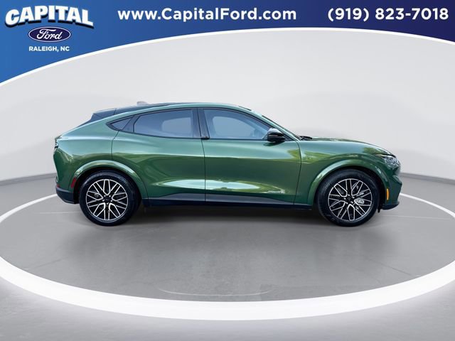 Certified 2025 Ford Mustang Mach-E Premium image 7