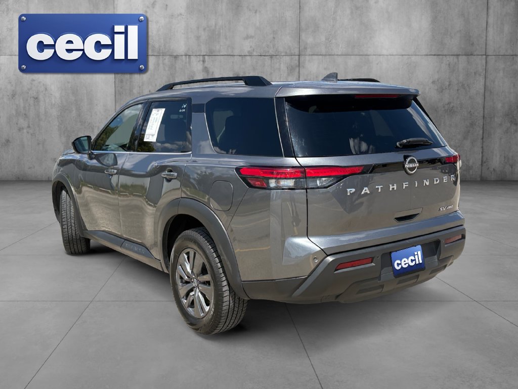 Used 2024 Nissan Pathfinder SV AWD/4WD image 7
