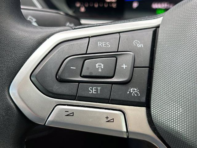Used 2022 Volkswagen Tiguan SE FWD image 28
