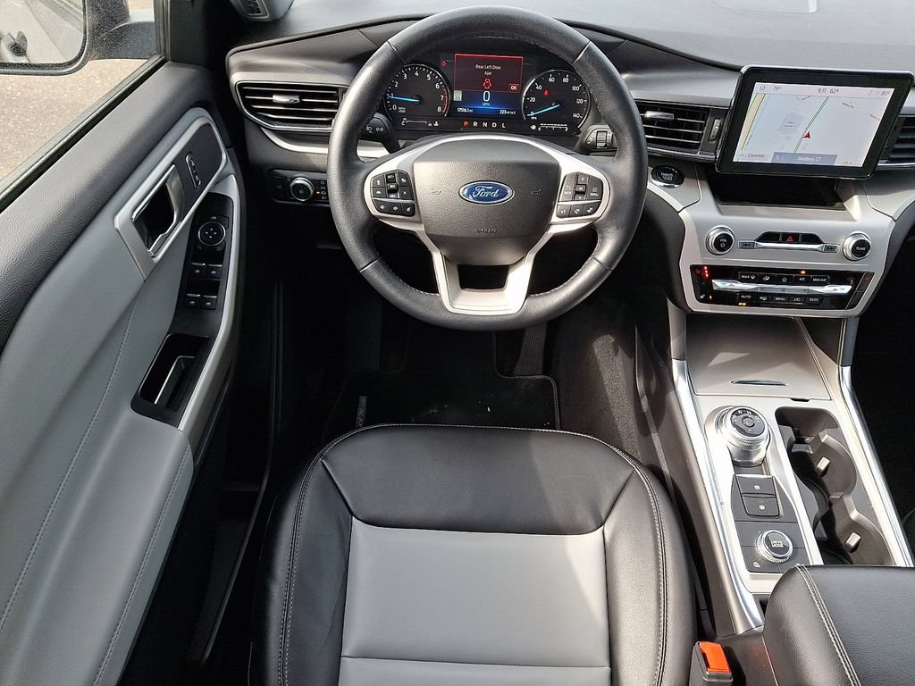 Certified 2022 Ford Explorer XLT w/ Equipment Group 202A AWD/4WD image 13