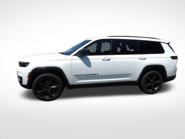 Used 2023 Jeep Grand Cherokee L Laredo AWD/4WD image 10
