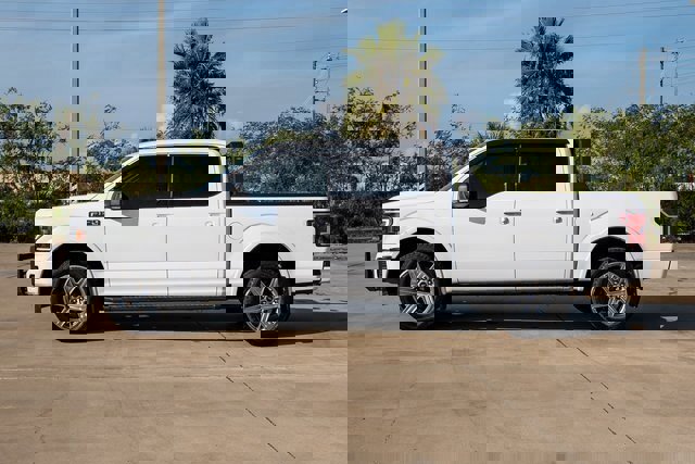 Certified 2019 Ford F150 XLT w/ Equipment Group 301A Mid image 4