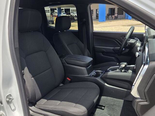 Used 2025 GMC Canyon Elevation w/ Technology Package RWD image 16