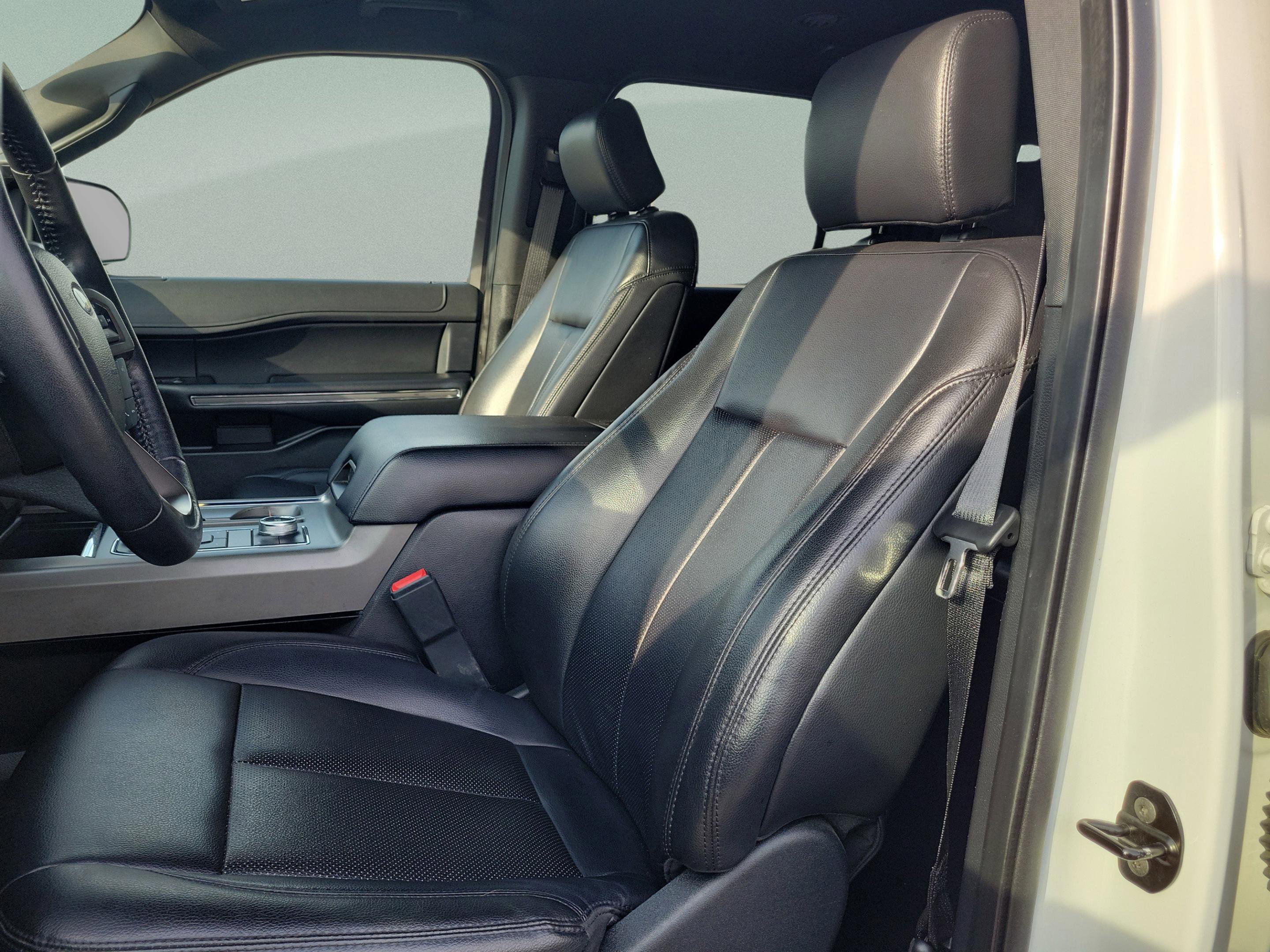 Certified 2020 Ford Expedition XLT w/ Equipment Group 201A AWD/4WD image 16