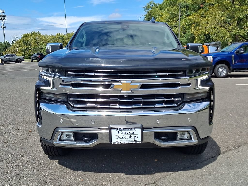 Used 2021 Chevrolet Silverado 1500 LTZ w/ LTZ Premium Package AWD/4WD image 5