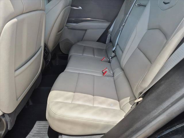 Used 2023 Cadillac XT4 Premium Luxury FWD image 20