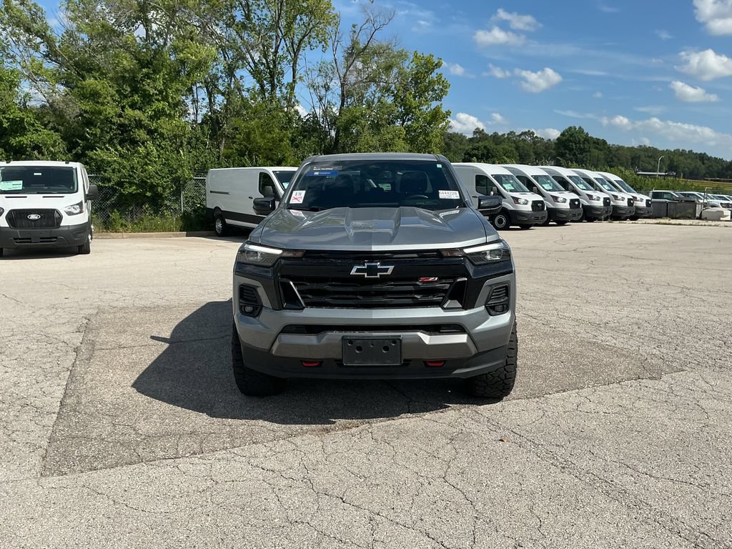 Used 2024 Chevrolet Colorado Z71 w/ Z71 Convenience Package 2 AWD/4WD image 7