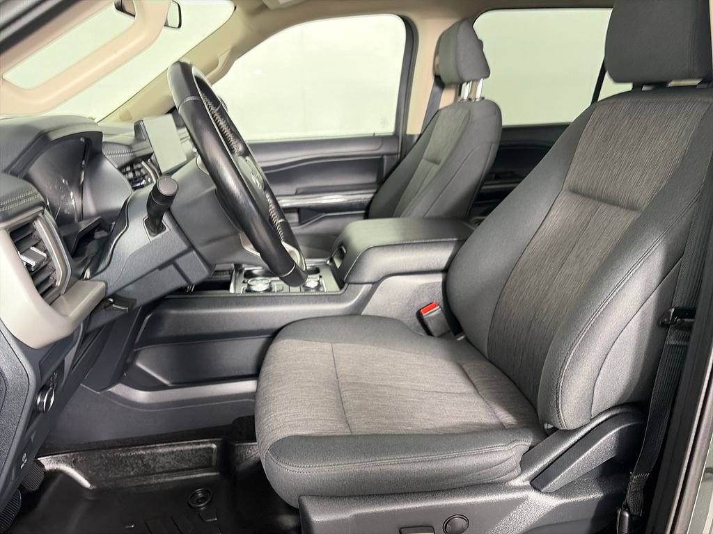 Certified 2022 Ford Expedition Max XLT image 11