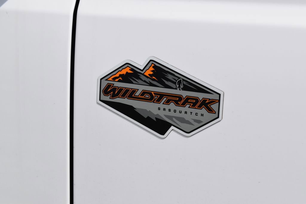 Certified 2023 Ford Bronco Wildtrak image 6