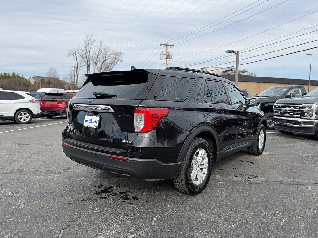 Certified 2023 Ford Explorer XLT AWD/4WD image 8