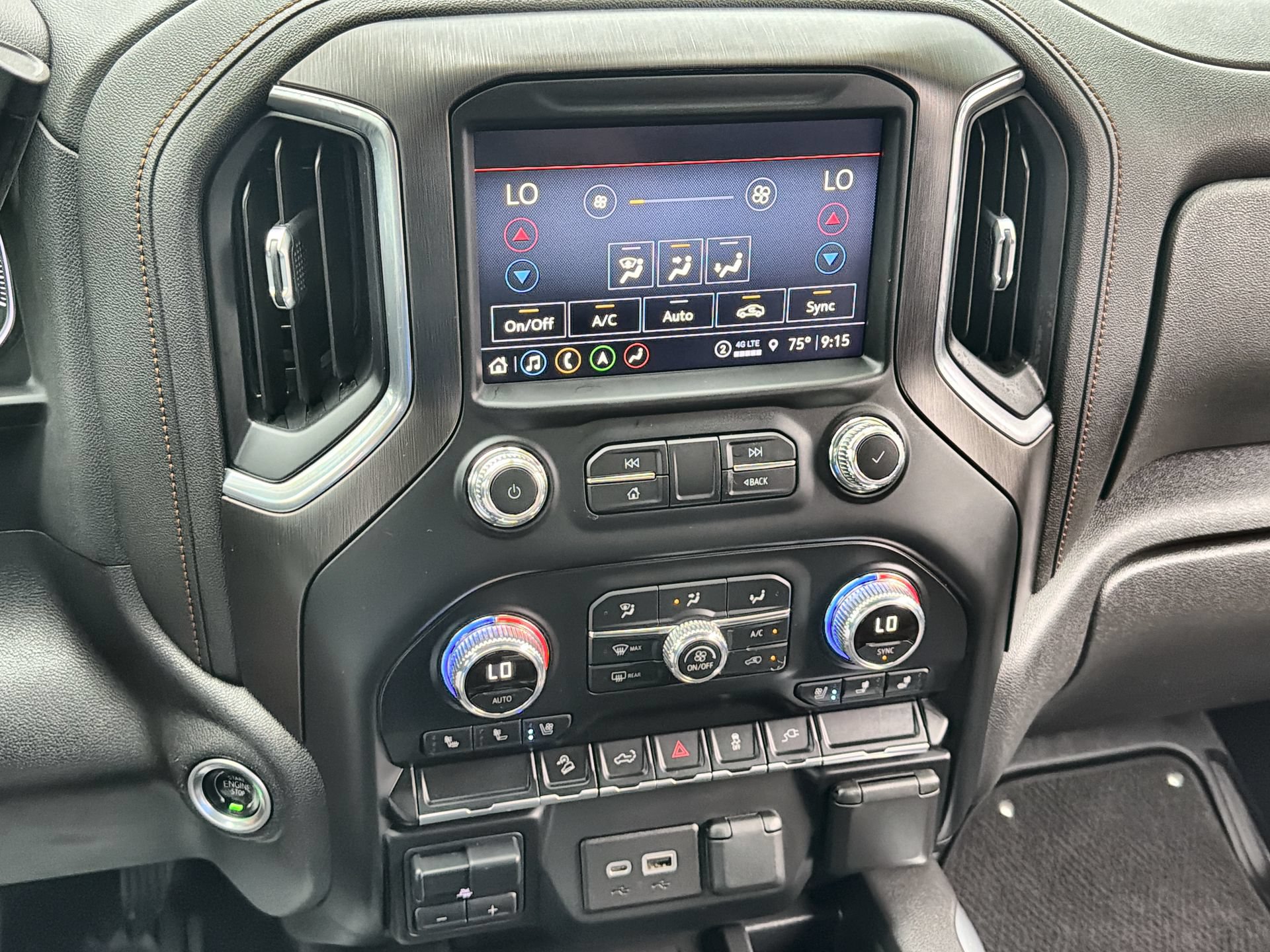 Used 2022 GMC Sierra 1500 AT4 w/ AT4 Preferred Package AWD/4WD image 19