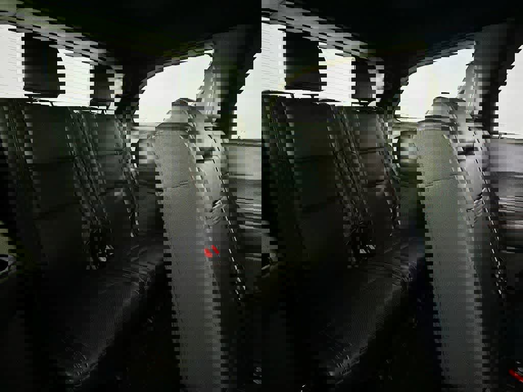 Used 2025 Dodge Durango R/T image 33