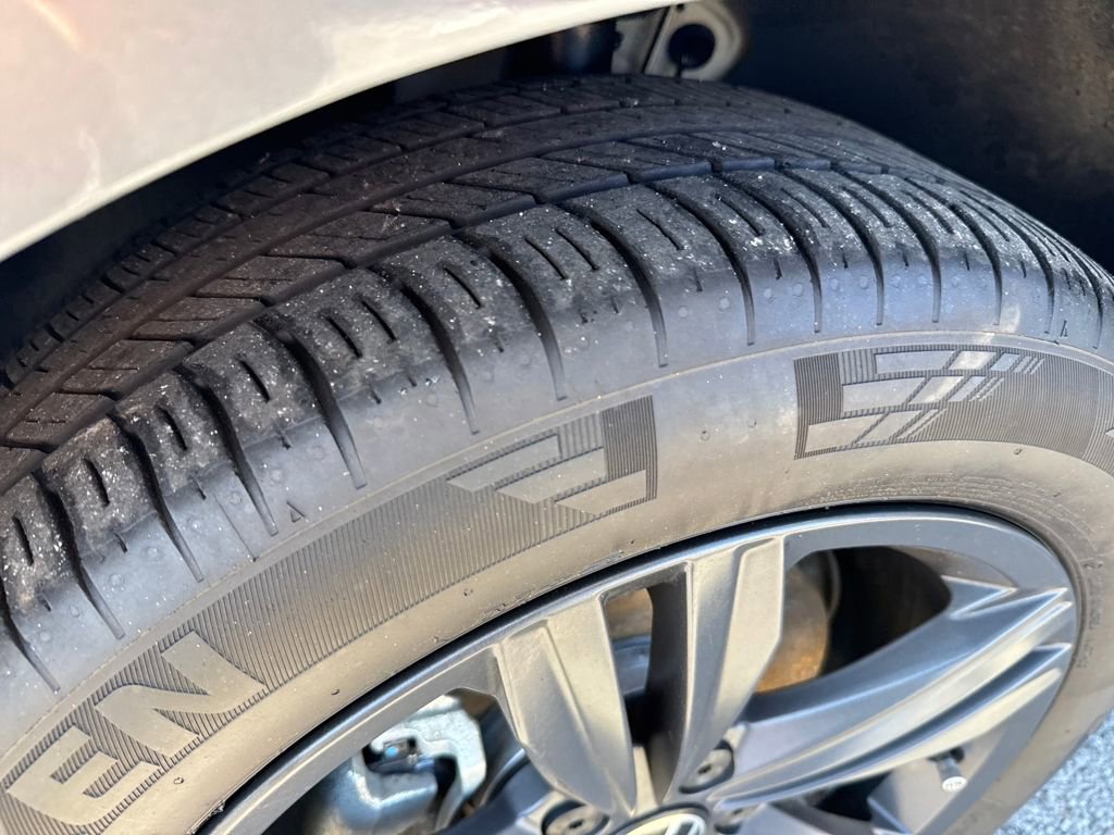 Used 2024 Volkswagen Jetta SE w/ Panoramic Sunroof Package image 26