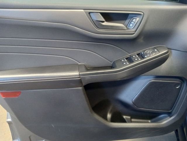 Certified 2025 Ford Escape Active AWD/4WD image 12